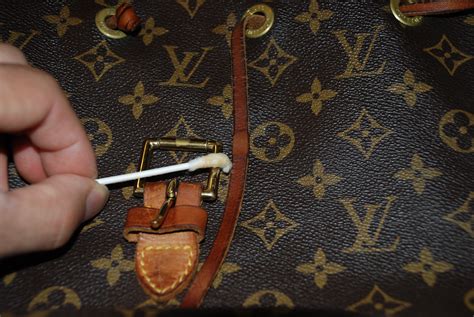 how to clean louis vuitton vachetta